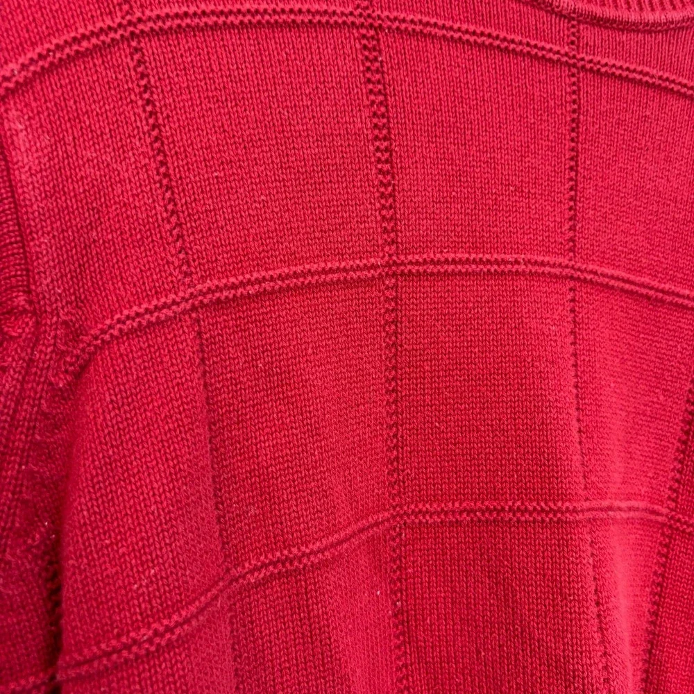 Vintage IZOD Sweater‎ Men's Medium Red Pattern Knit Pullover Box Pattern Casual
